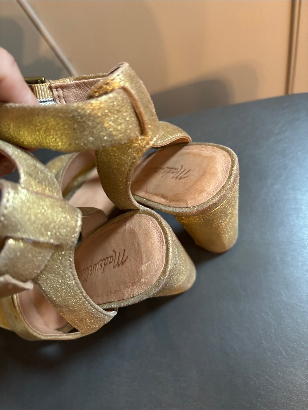 Madewell Gold The Liv Sandal 8 - Picture 13 of 14